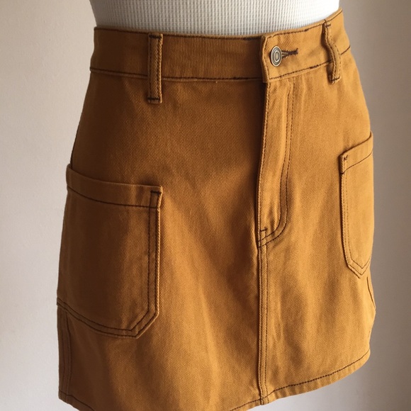 Mustard skirt NWT - Picture 2 of 3